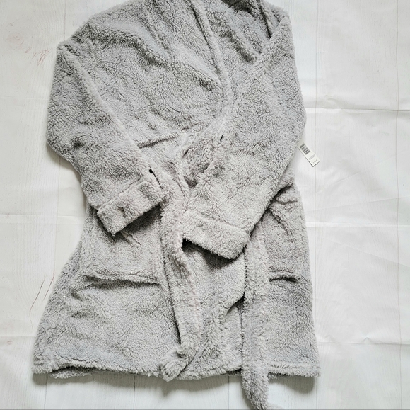 •TAHARI ROBE• - Picture 6 of 6